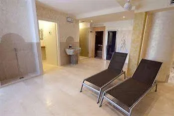 & Wellness Antico Borgo Torricella Hotel