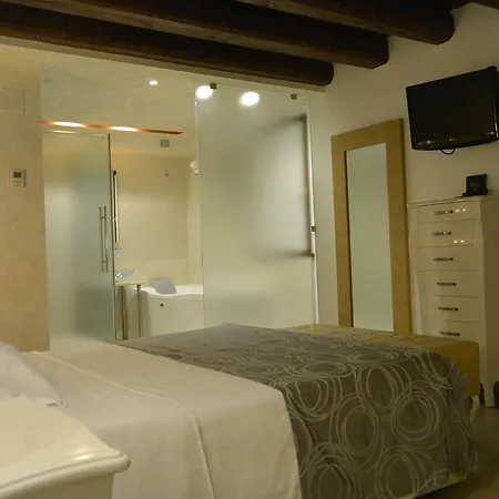 & Wellness Antico Borgo Torricella Hotel 4*