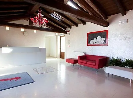 & Wellness Antico Borgo Torricella 4*