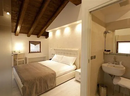 & Wellness Antico Borgo Torricella Hotel