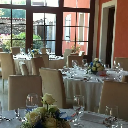 & Wellness Antico Borgo Torricella Hotel 4*