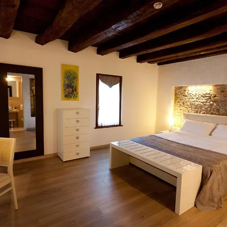 Hotel & Wellness Antico Borgo Torricella 4*